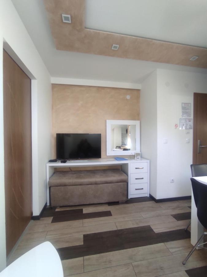 Prima Lux Apartments & Studio Ni Exterior foto