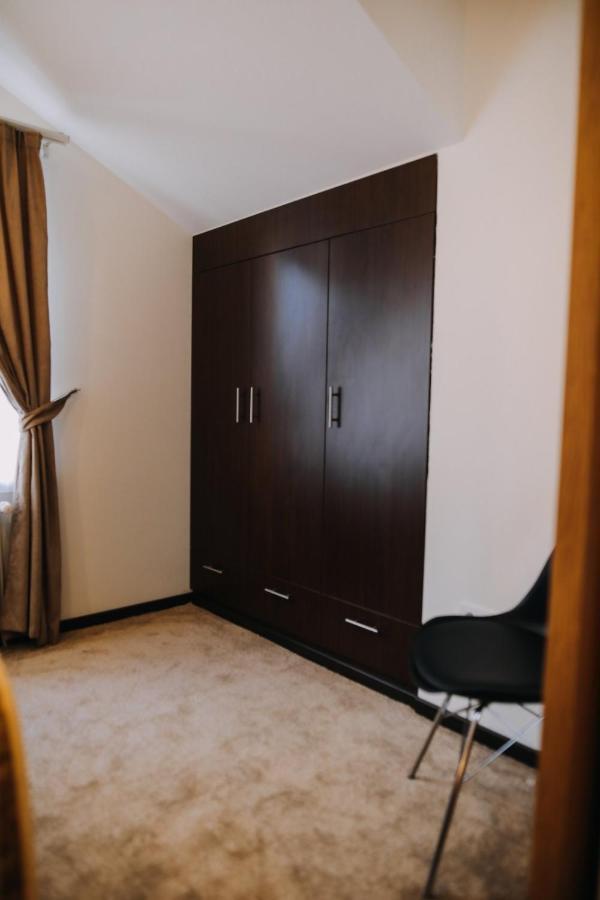 Prima Lux Apartments & Studio Ni Exterior foto